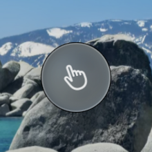 The ball ready: the pointing hand appears on the disc